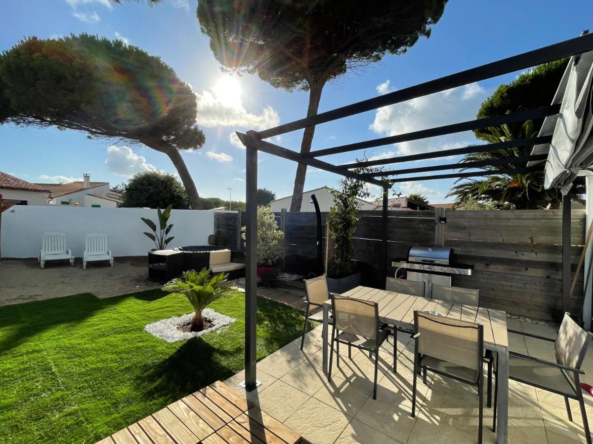 Maison Avec Idealement Placee Au Bois Holiday home *